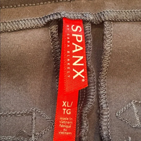 Spanx The Perfect Pant Ankle Backseam Skinny pants - Picture 9 of 9